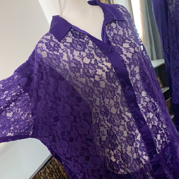 Gorgeous robe duster Victoria secret lace - Picture 2 of 10